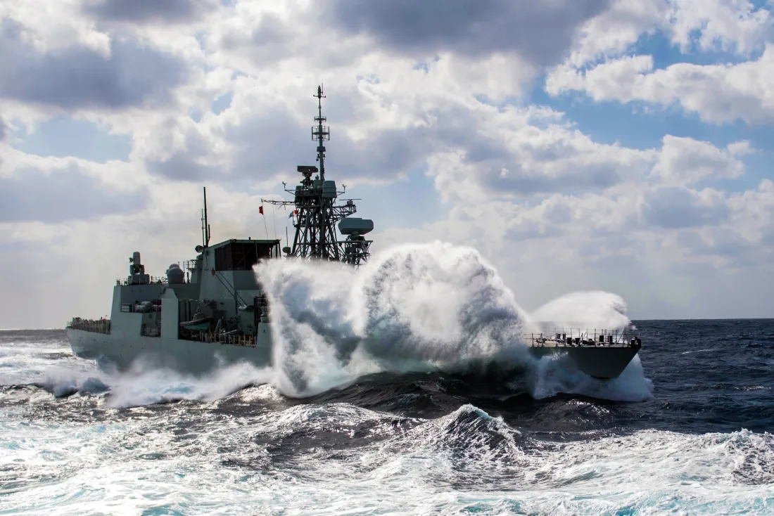 HMCS Calgary navigating rough sea conditions during Operation PROJECTION